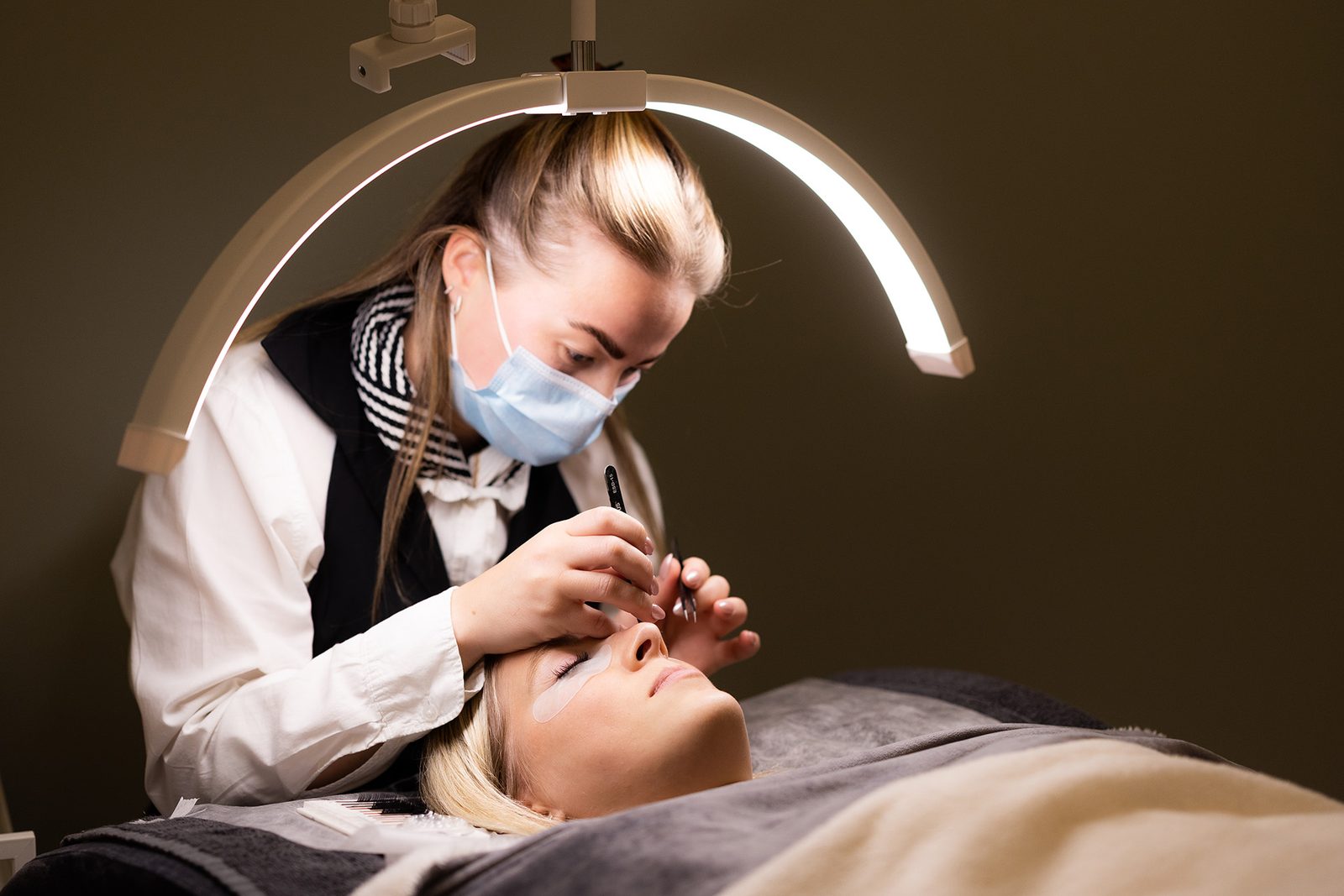 Vippeextensions hos KlinikkDAUB